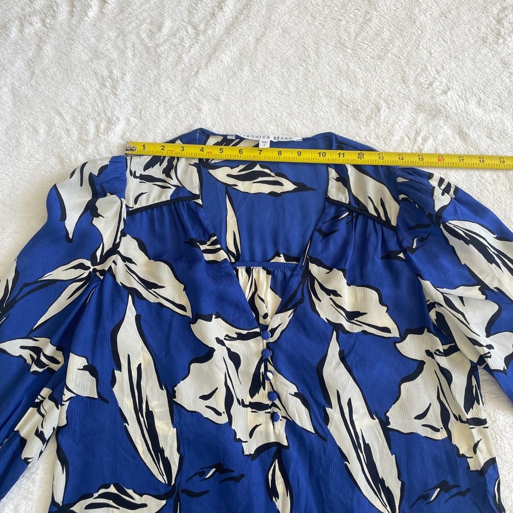 Veronica Beard Blue and Cream Floral Print Blouse - Picture 11 of 13